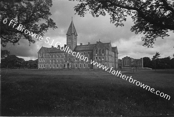 COLLEGE WITH NEW CHAPEL